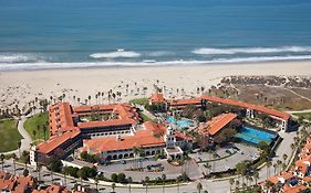 Embassy Suites Mandalay Beach Hotel y Resort